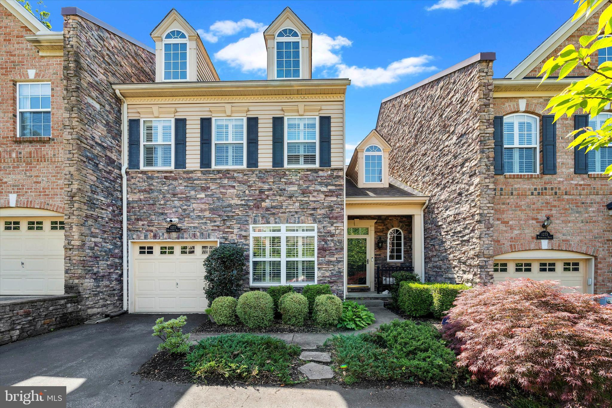 1277 Brookstone Drive Garnet Valley, PA 19060 - Photo 4 of 57