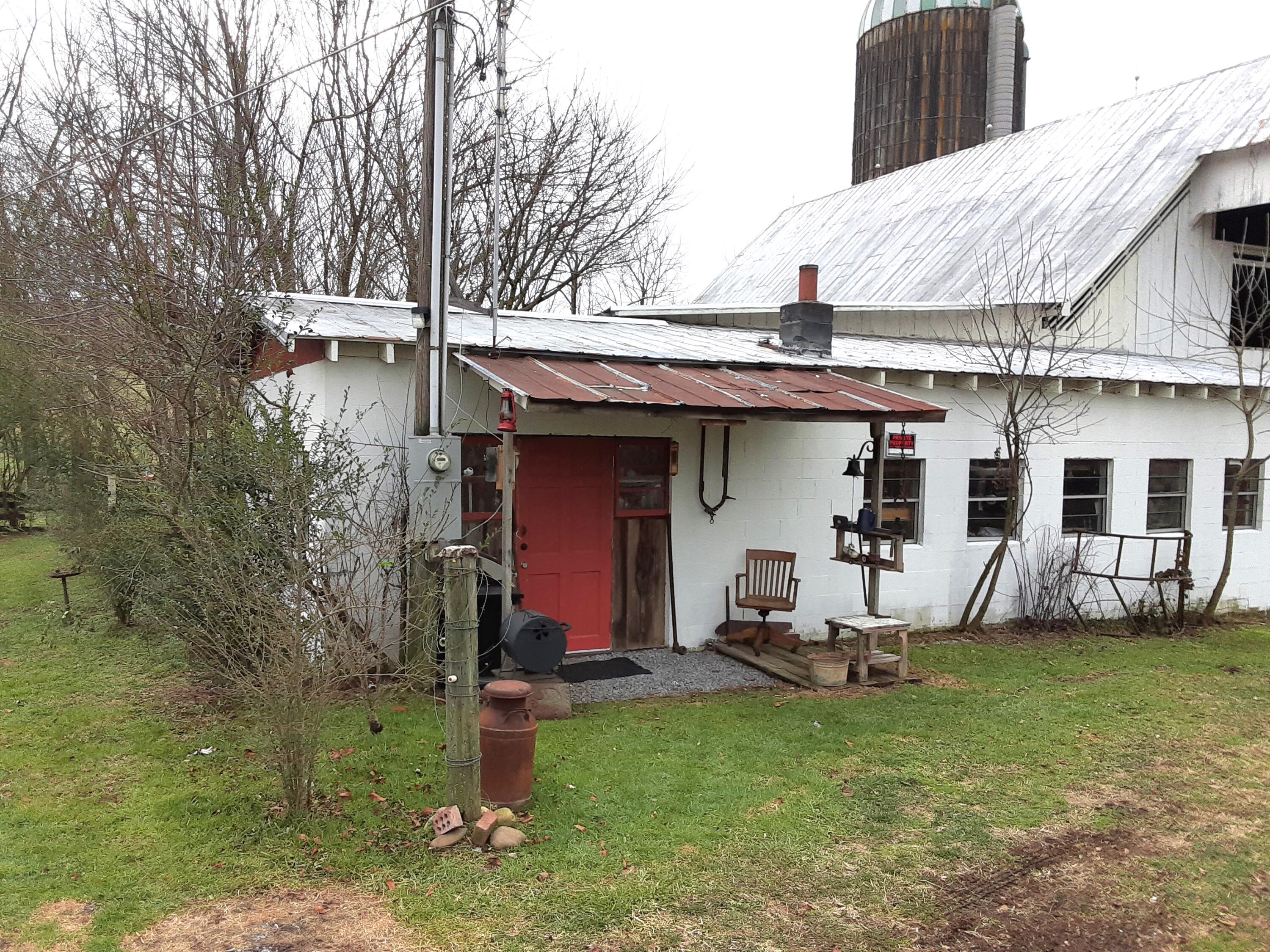 2683 Old State Rte 34, Unit 1 Limestone, TN 37681 - Photo 6 of 13 20220114_132650