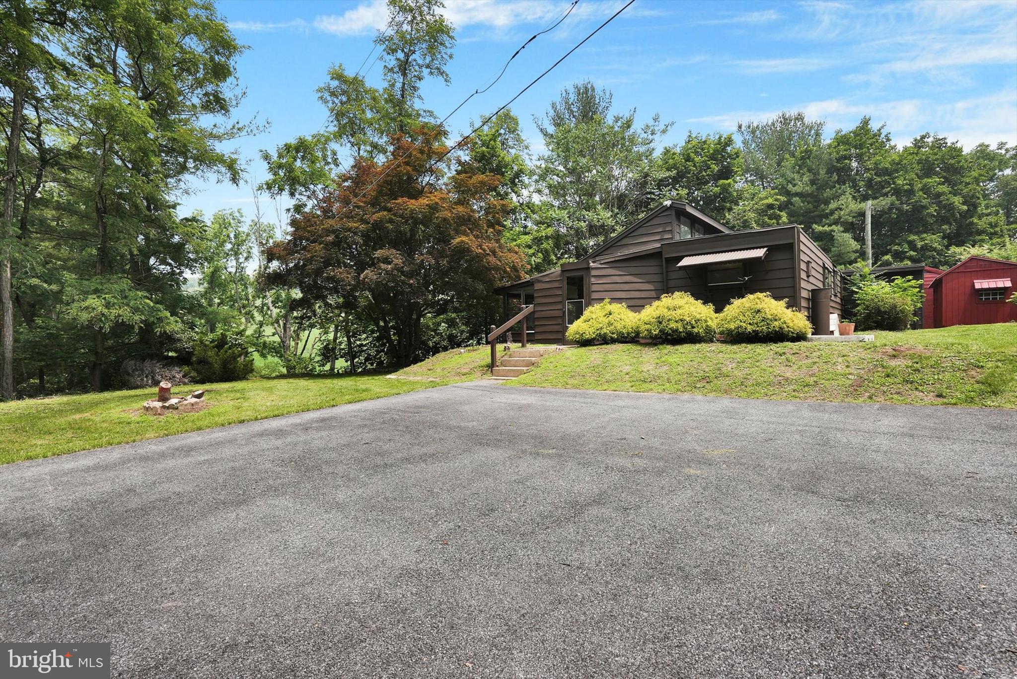 179 Pieller Road Robesonia, PA 19551 - Photo 3 of 30 Gallery Image 3