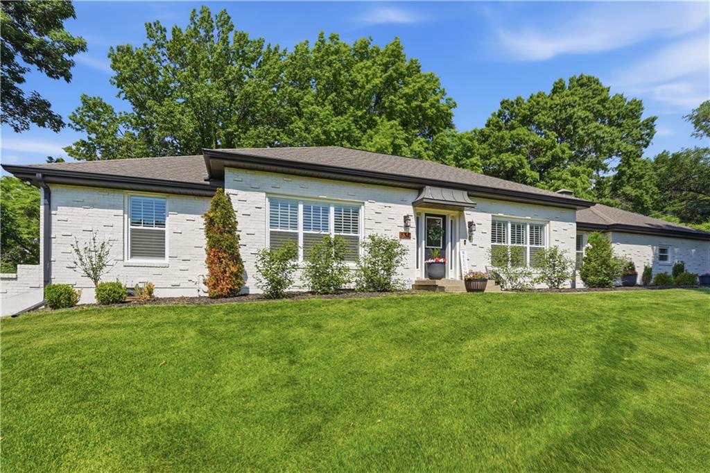 850 Northwest Valley Lane Riverside, MO 64150 - Photo 4 of 68