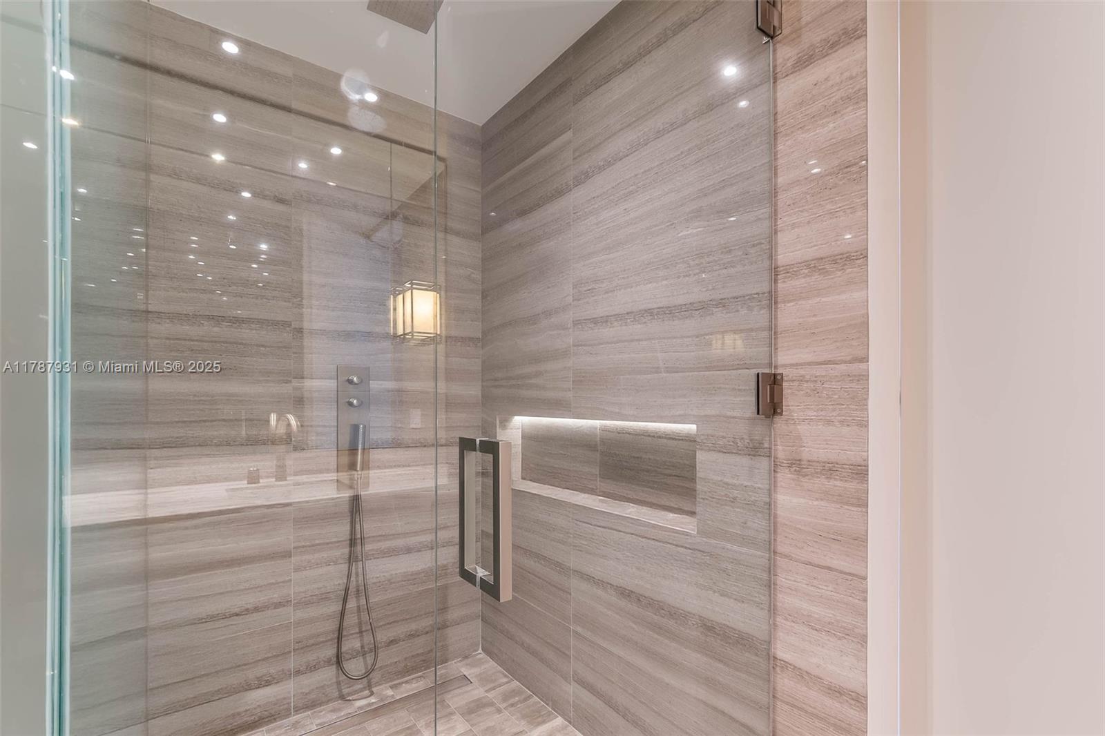 18975 Collins Avenue, Unit LPH5403 Sunny Isles Beach, FL 33160 - Photo 15 of 32