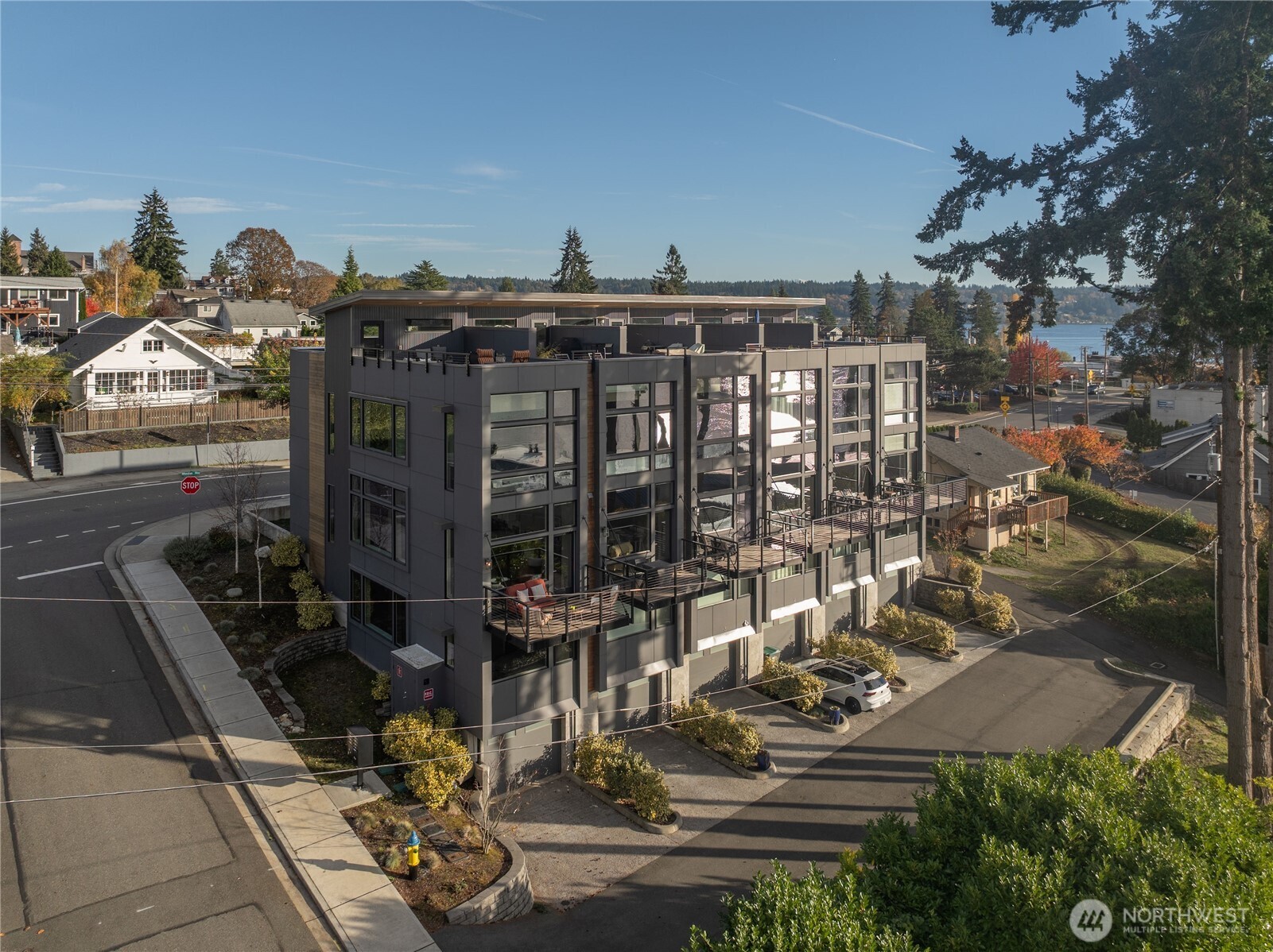 1157 Wheaton Way Bremerton, WA 98310 - Photo 32 of 40