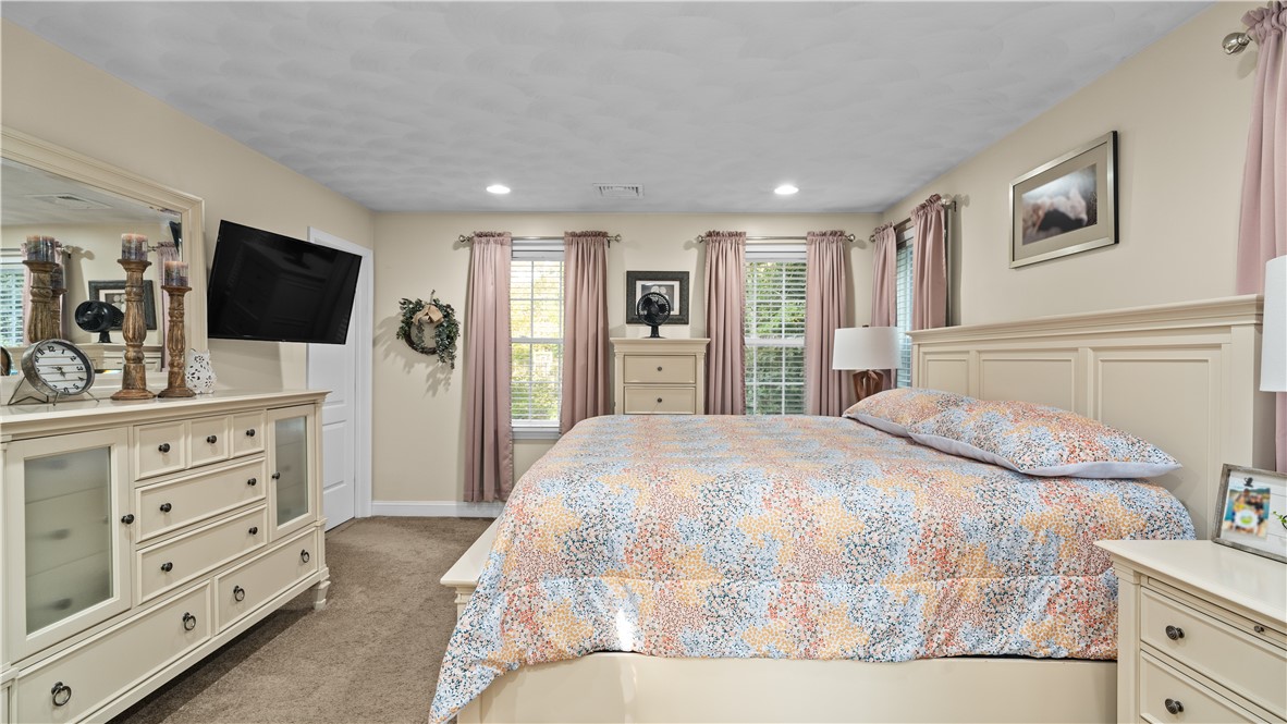 31 Kings Crossing Exeter, RI 02822 - Photo 14 of 50