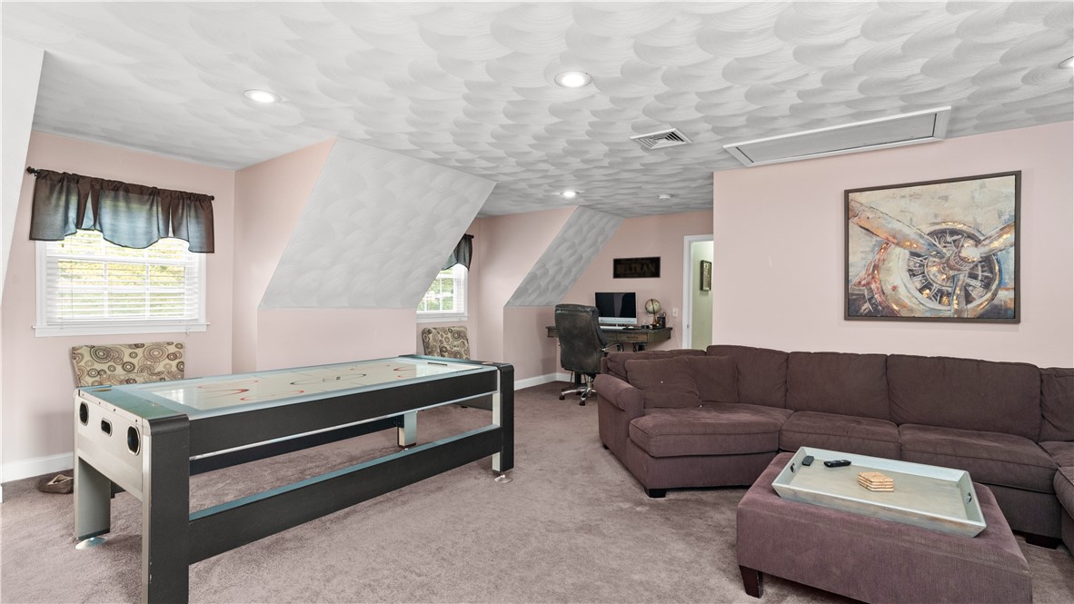 31 Kings Crossing Exeter, RI 02822 - Photo 23 of 50