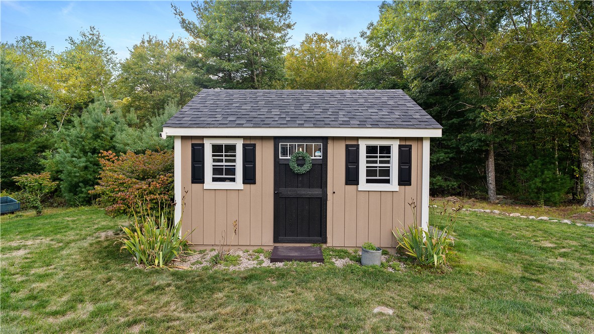 31 Kings Crossing Exeter, RI 02822 - Photo 28 of 50