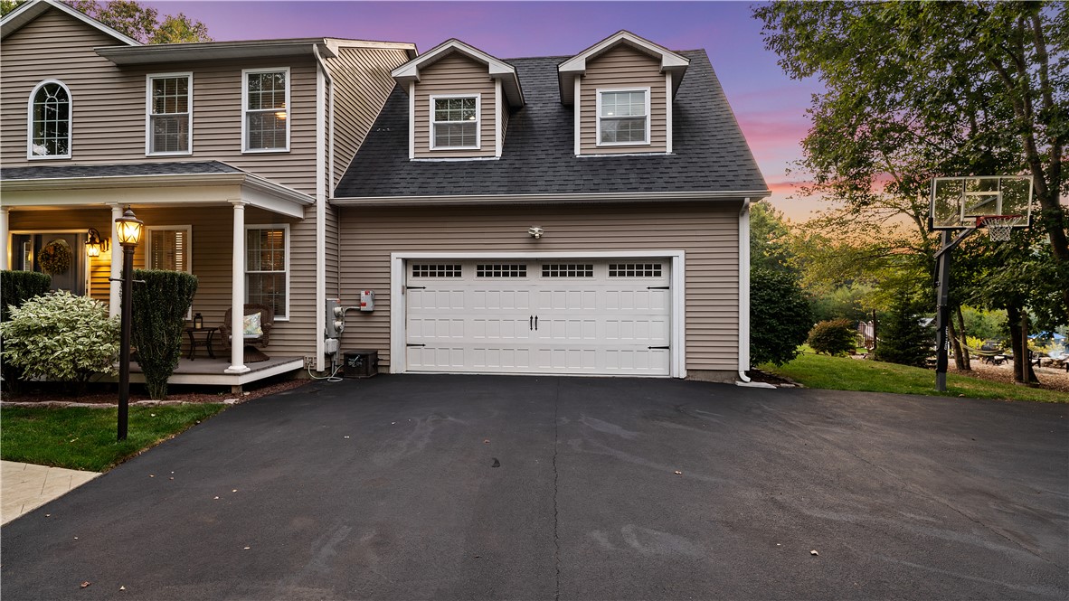 31 Kings Crossing Exeter, RI 02822 - Photo 3 of 50