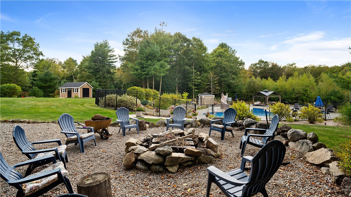 31 Kings Crossing Exeter, RI 02822 - Photo 38 of 50