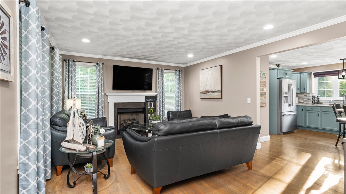 31 Kings Crossing Exeter, RI 02822 - Photo 4 of 50