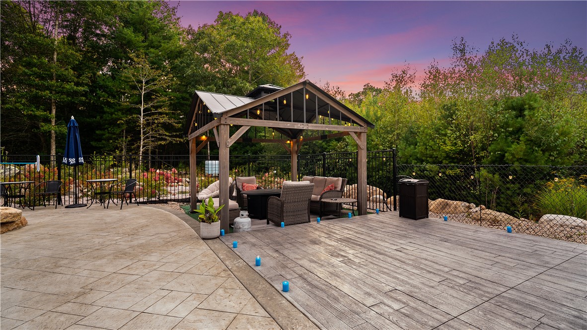 31 Kings Crossing Exeter, RI 02822 - Photo 46 of 50