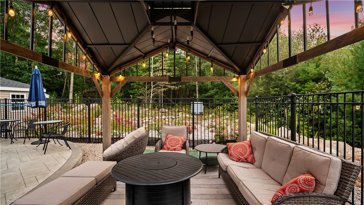 31 Kings Crossing Exeter, RI 02822 - Photo 47 of 50