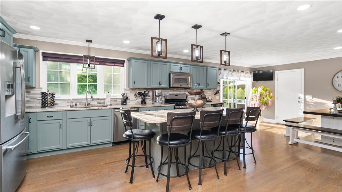 31 Kings Crossing Exeter, RI 02822 - Photo 6 of 50