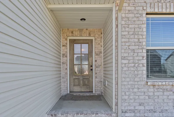 $2,100 | 1312 Apple Blossom, Clarksville, TN 37042