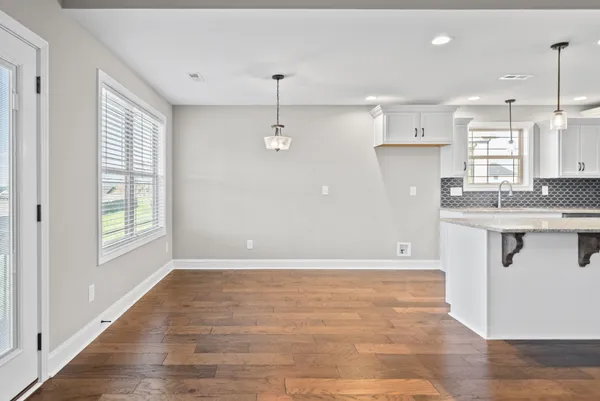 $2,100 | 1312 Apple Blossom, Clarksville, TN 37042