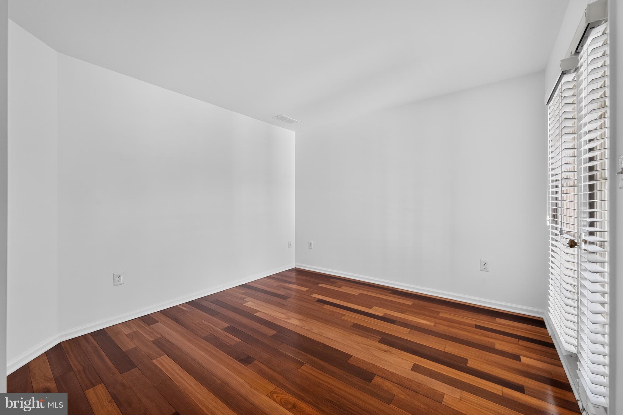 28 Sutton Court Pennington, NJ 08534 - Photo 20 of 30