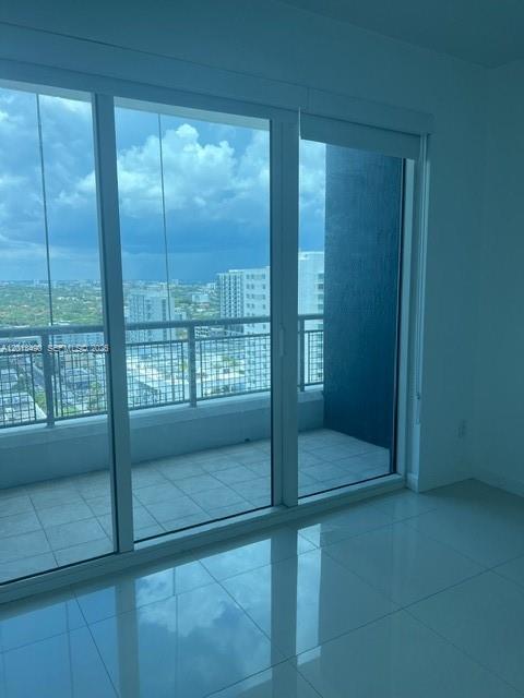 60 Southwest 13th Street, Unit 1615 Miami, FL 33130 - Photo 8 of 9