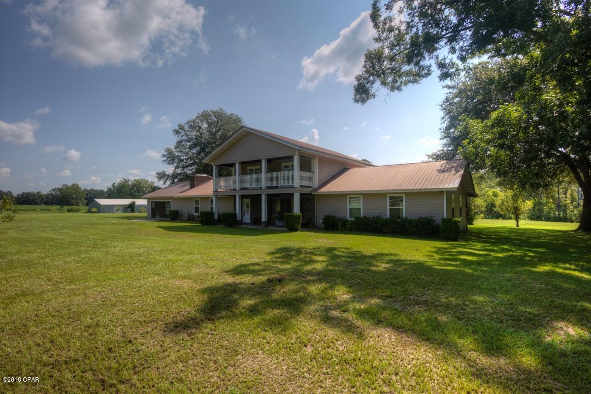 4858 Cliff Road Graceville, FL 32440 - Photo 3 of 63