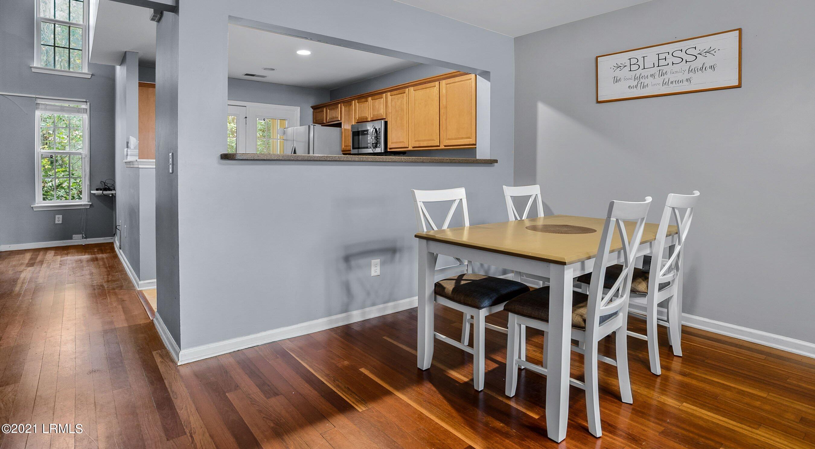 109 Bella Way Beaufort, SC 29906 - Photo 5 of 33 4. Dining & Kitchen area