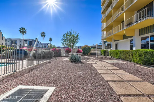 $349,000 | 207 West Clarendon Avenue, Unit H16, Phoenix, AZ 85013