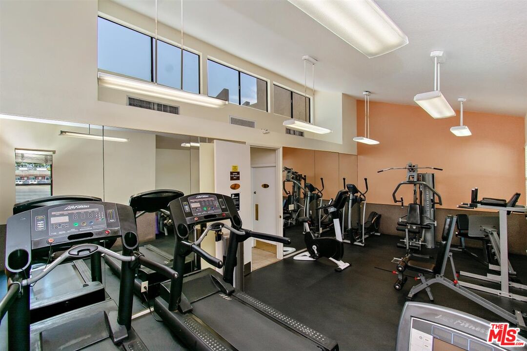 8600 Tuscany Avenue, Unit 202 Playa del Rey, CA 90293 - Photo 24 of 29 a view of a room with gym equipment