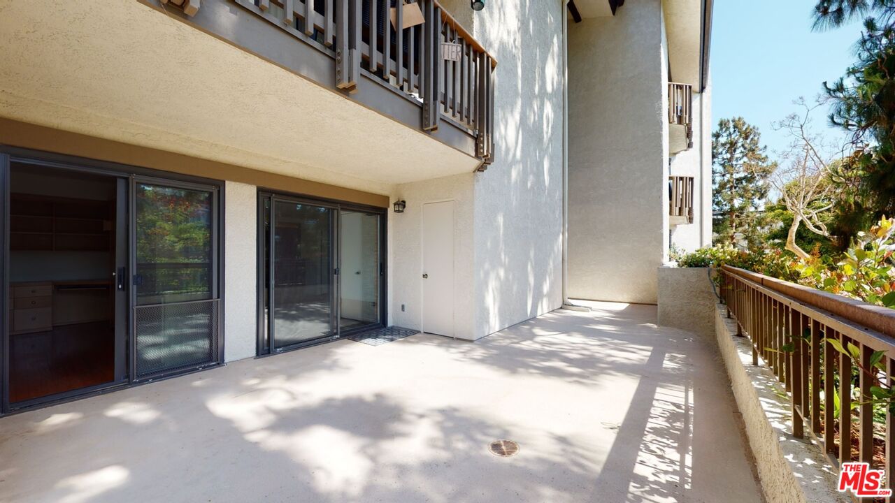 8600 Tuscany Avenue, Unit 202 Playa del Rey, CA 90293 - Photo 5 of 29 a view of a porch