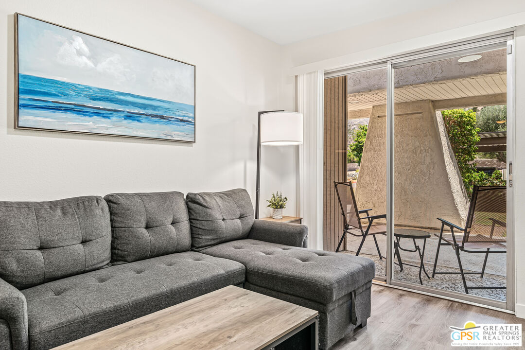 2875 North Los Felices Road, Unit 101 Palm Springs, CA 92262 - Photo 4 of 28