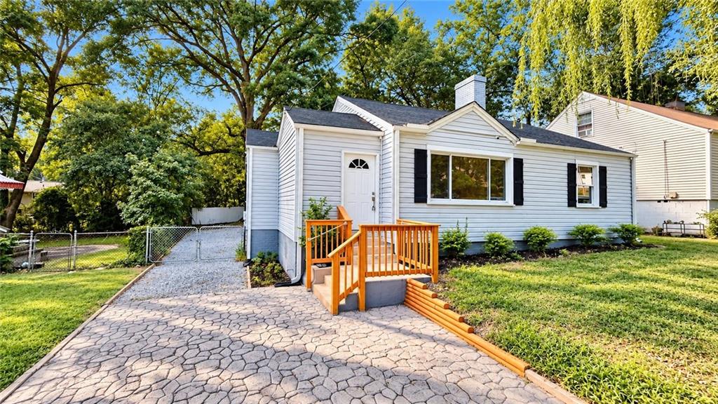 1847 Sylvan Road Southwest Atlanta, GA 30310 - Photo 2 of 20 Gallery Image 2