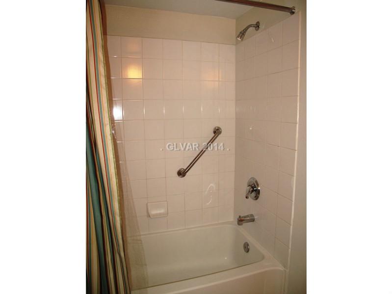 9620 West Russell Road, Unit 1046 Las Vegas, NV 89148 - Photo 18 of 21 Property Photo. TUB SHOWER