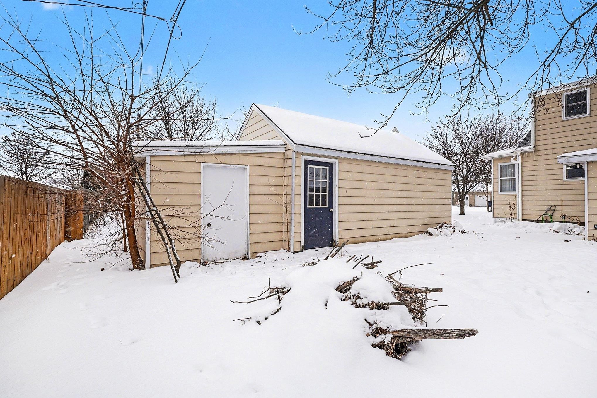 705 South Hampton Street Bay City, MI 48708 - Photo 22 of 26