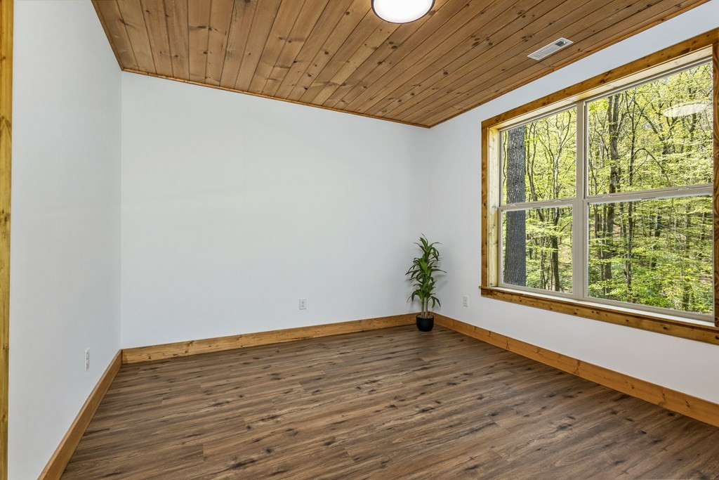 342 Hunter Ridge Murphy, NC 28906 - Photo 63 of 81 Flex Room/Office/Den/Craft Room