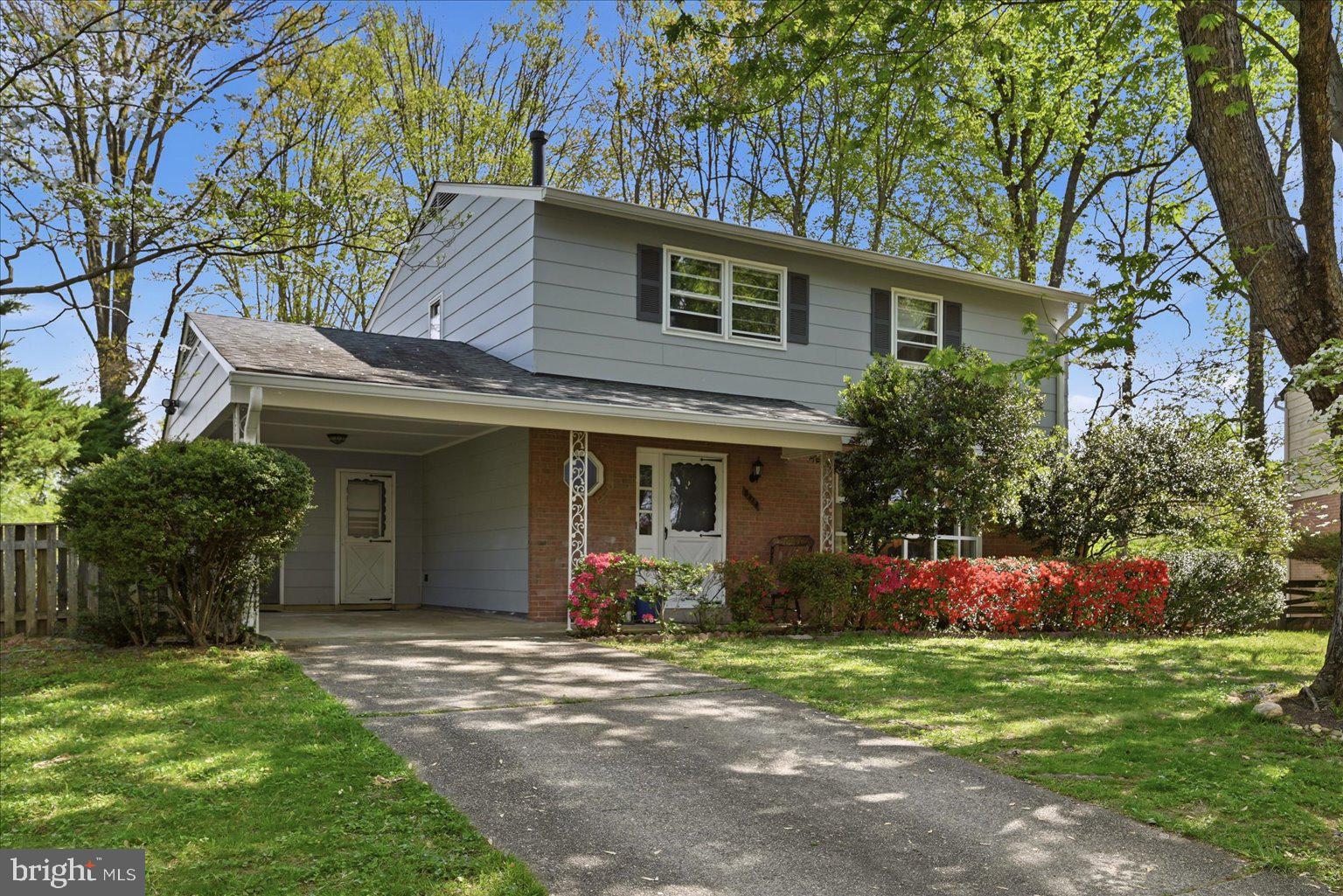 3 Finished Levels with Carport
