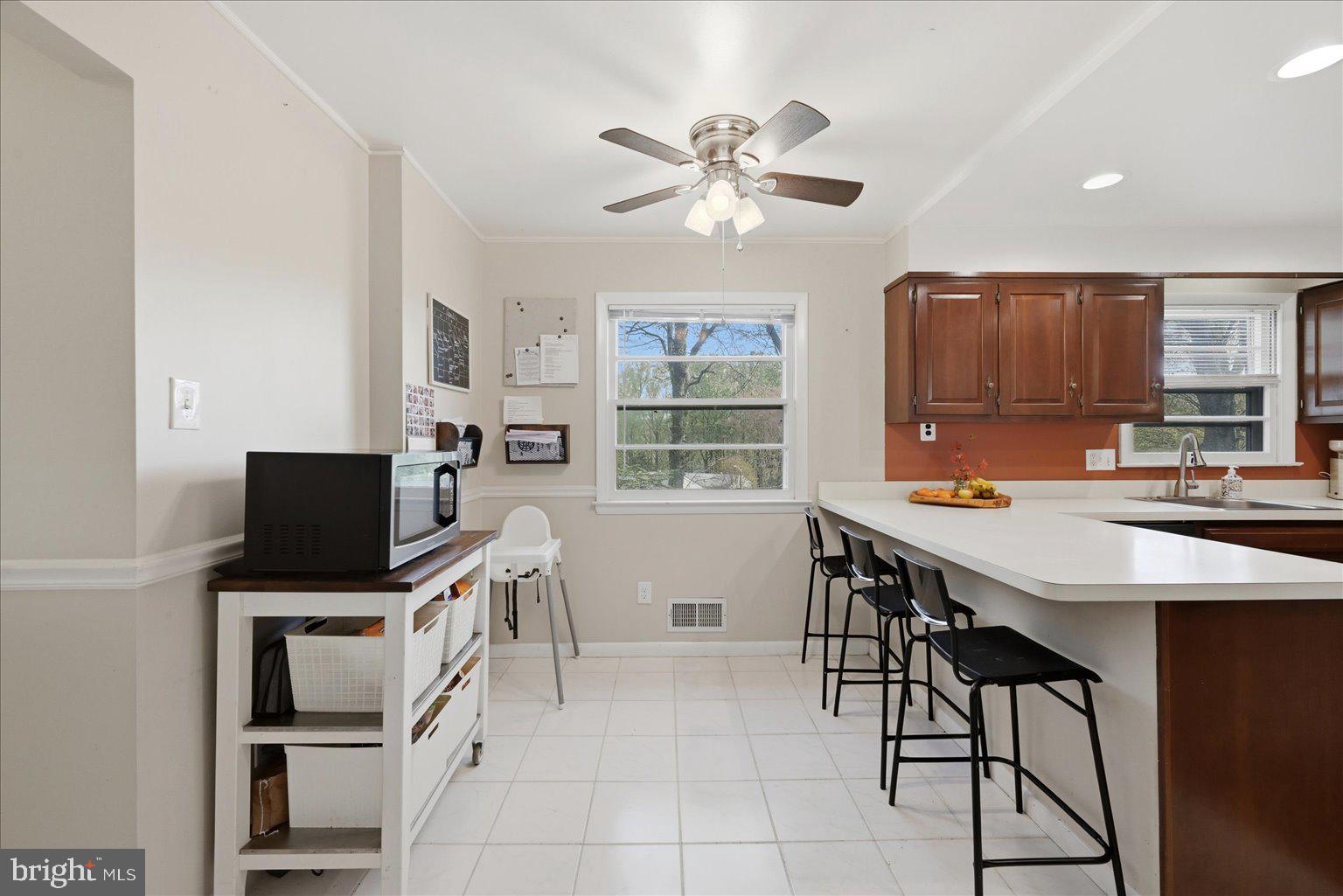 8414 Danford Court Springfield, VA 22152 - Photo 12 of 39 Eat in Table Space