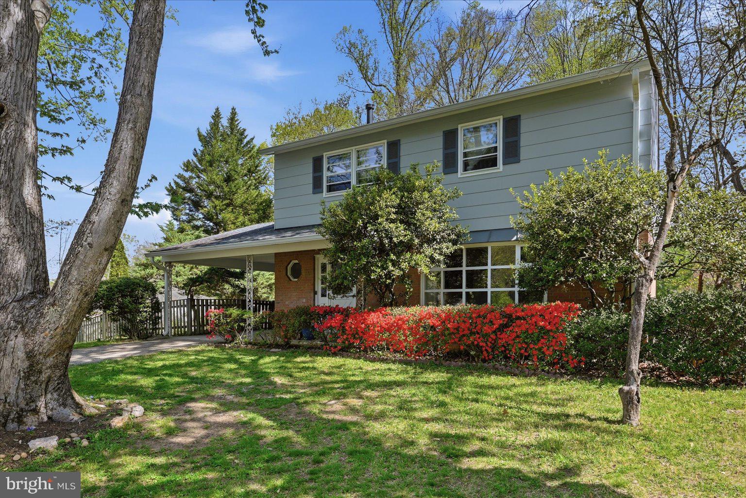 8414 Danford Court Springfield, VA 22152 - Photo 2 of 39 Cul de Sac Location in Rolling Valley