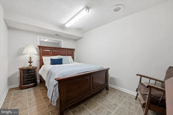 $3,600 | 8414 Danford Court, Springfield, VA 22152