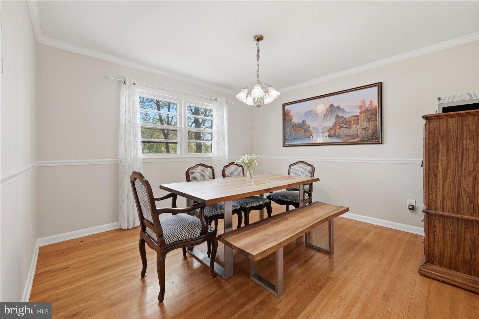 8414 Danford Court Springfield, VA 22152 - Photo 8 of 39 Dining Room