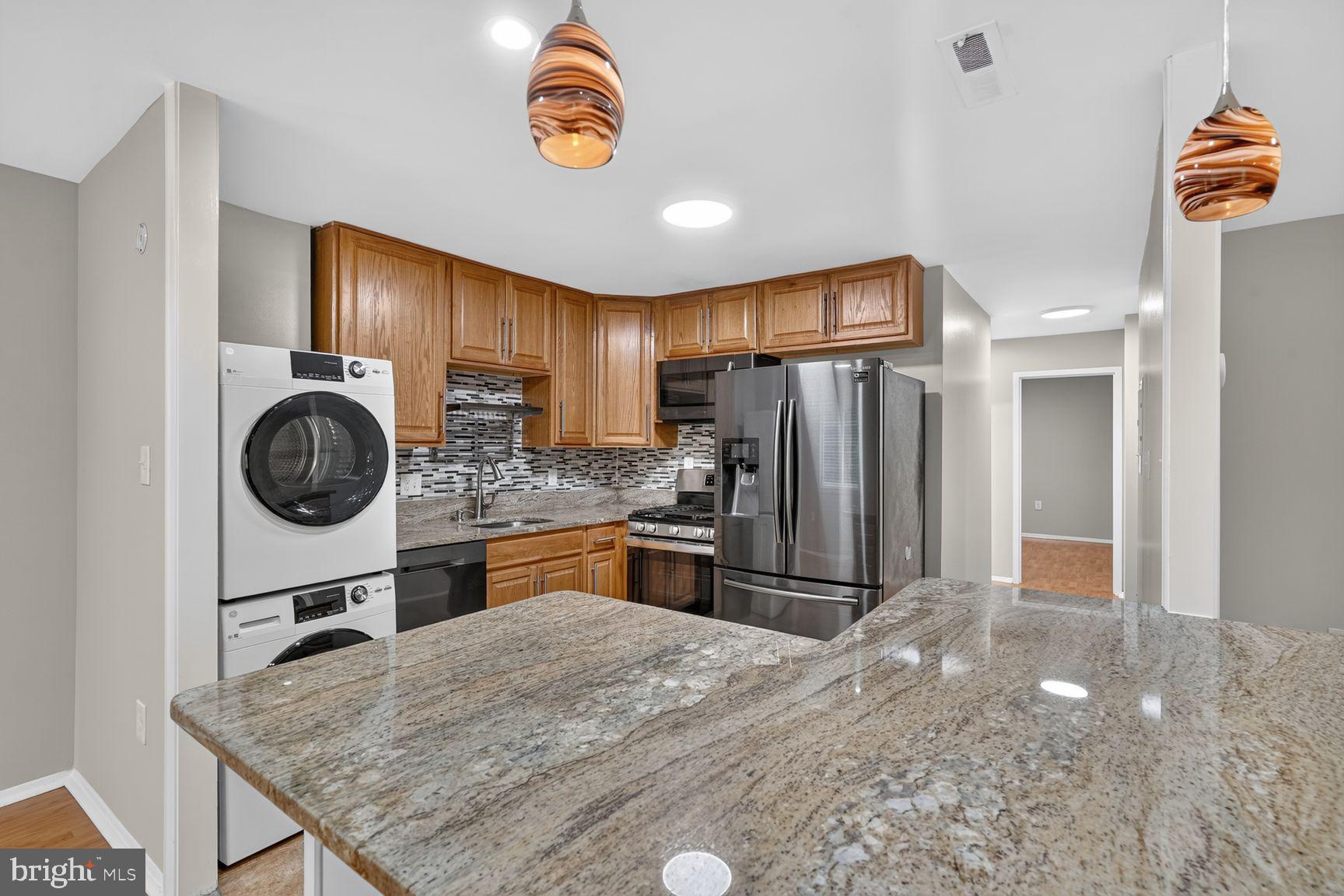 9908 Walker House Road, Unit 99086 Gaithersburg, MD 20886 - Photo 5 of 20