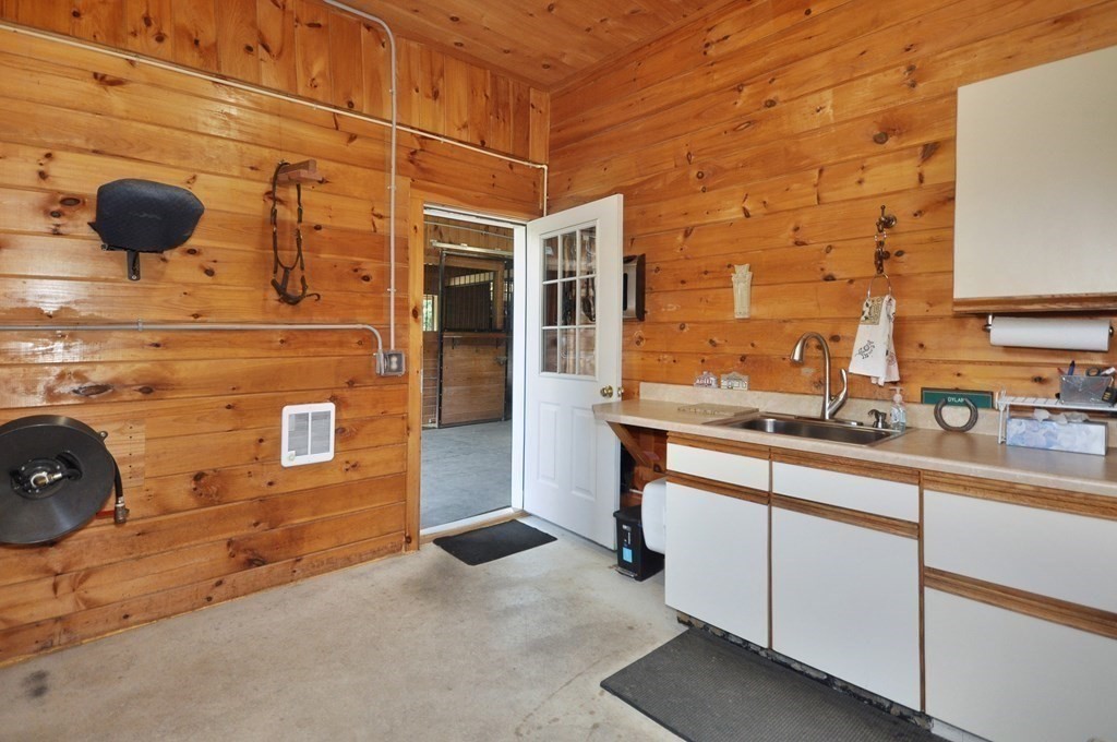 165 West Berlin Road Bolton, MA 01740 - Photo 29 of 35 Gallery Image 29