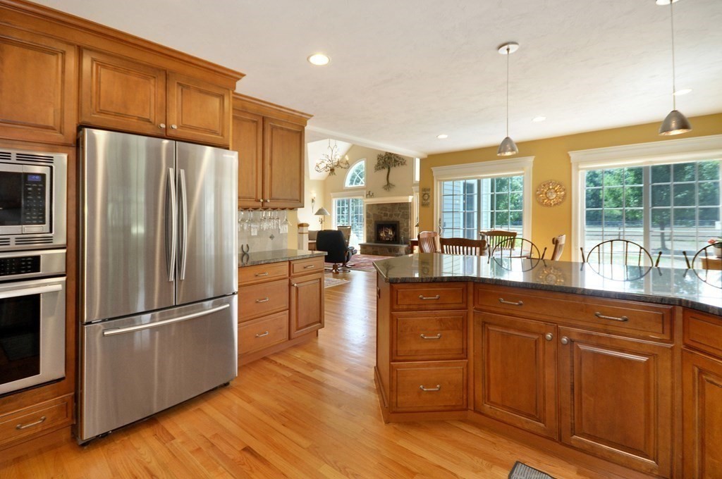 165 West Berlin Road Bolton, MA 01740 - Photo 9 of 35 Gallery Image 9