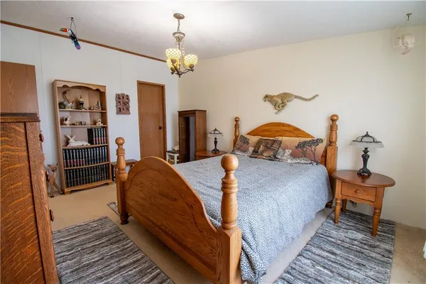 $490,000 | 8333 Southeast Tobin Valley Drive, Cowgill, MO 64637