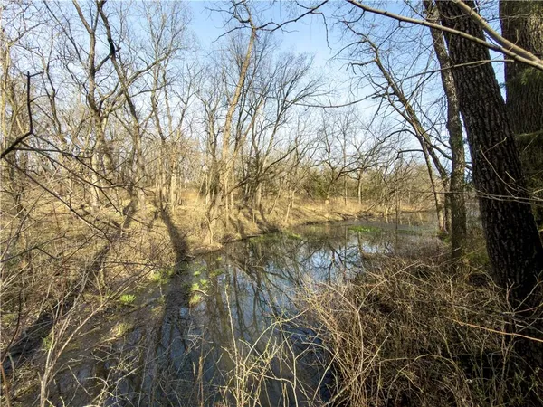 $490,000 | 8333 Southeast Tobin Valley Drive, Cowgill, MO 64637