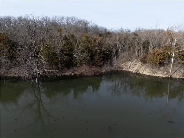 $490,000 | 8333 Southeast Tobin Valley Drive, Cowgill, MO 64637