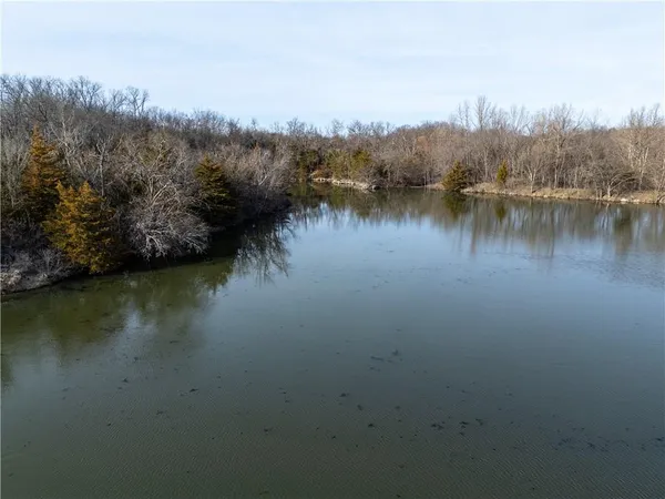 $490,000 | 8333 Southeast Tobin Valley Drive, Cowgill, MO 64637