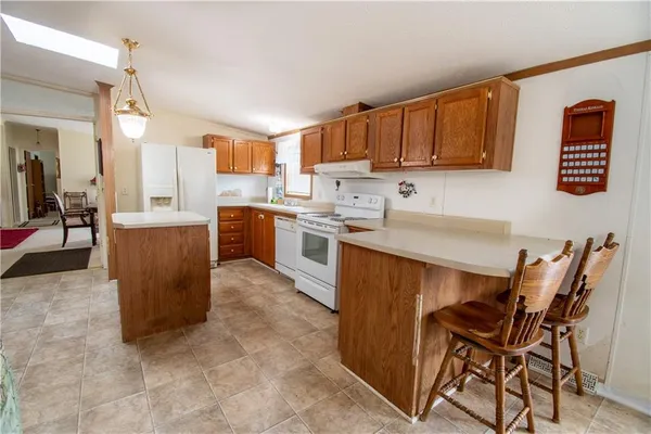 $490,000 | 8333 Southeast Tobin Valley Drive, Cowgill, MO 64637