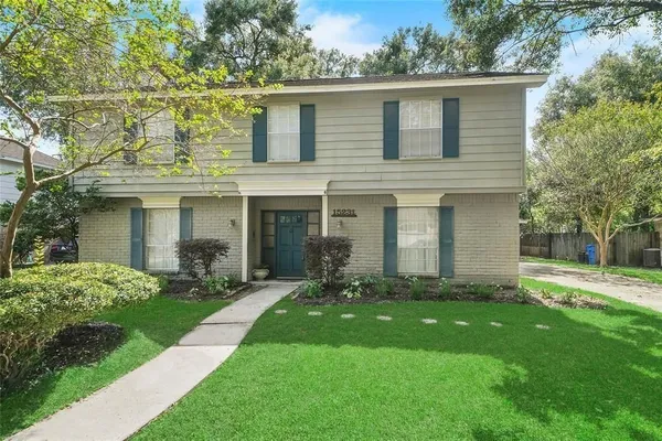 $305,000 | 15231 Falling Creek Drive, Houston, TX 77068