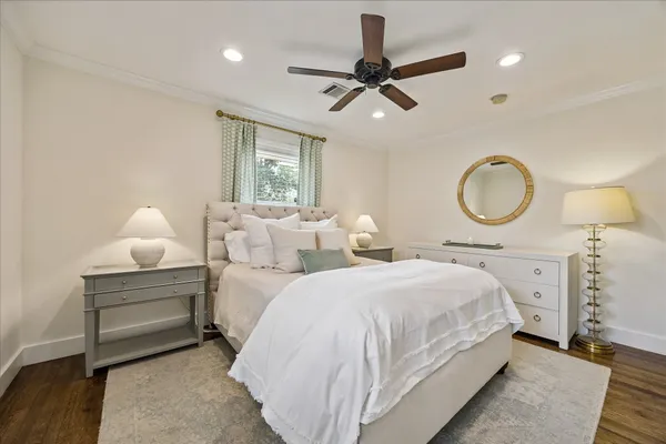 $420,000 | 10328 Brinwood Drive, Houston, TX 77043