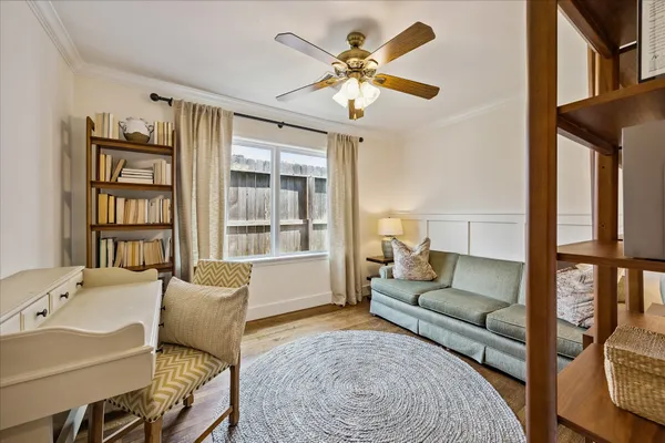$420,000 | 10328 Brinwood Drive, Houston, TX 77043