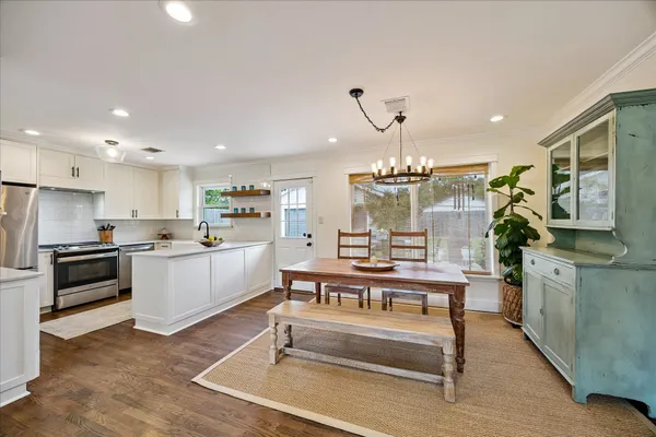 $420,000 | 10328 Brinwood Drive, Houston, TX 77043