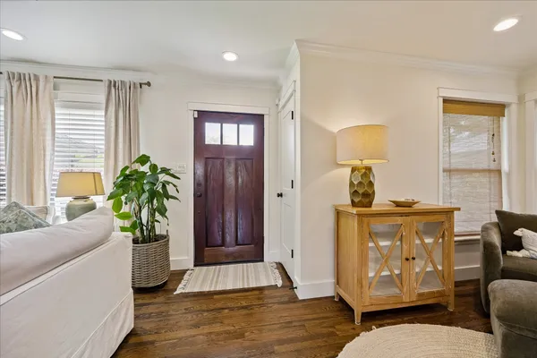 $420,000 | 10328 Brinwood Drive, Houston, TX 77043