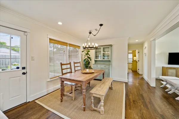 $420,000 | 10328 Brinwood Drive, Houston, TX 77043