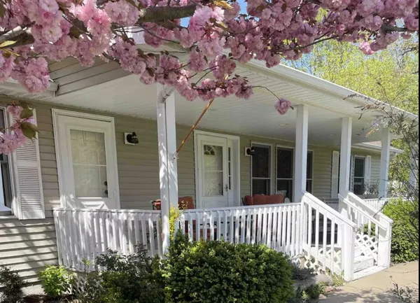 $489,900 | 6675 122nd Avenue, Fennville, MI 49408