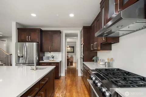 $3,198,000 | 9233 255th Avenue Northeast, Redmond, WA 98053
